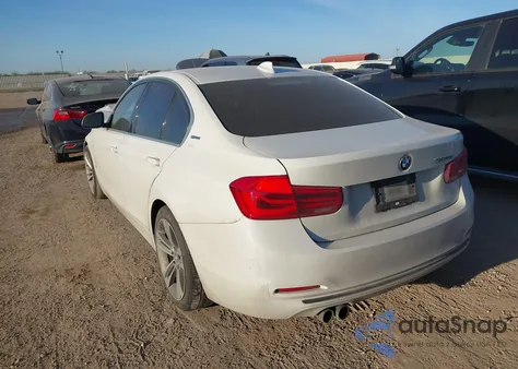 2018 BMW 330E Iperformance z USA, uszkodzony, nr VIN WBA8E1C51JA758438